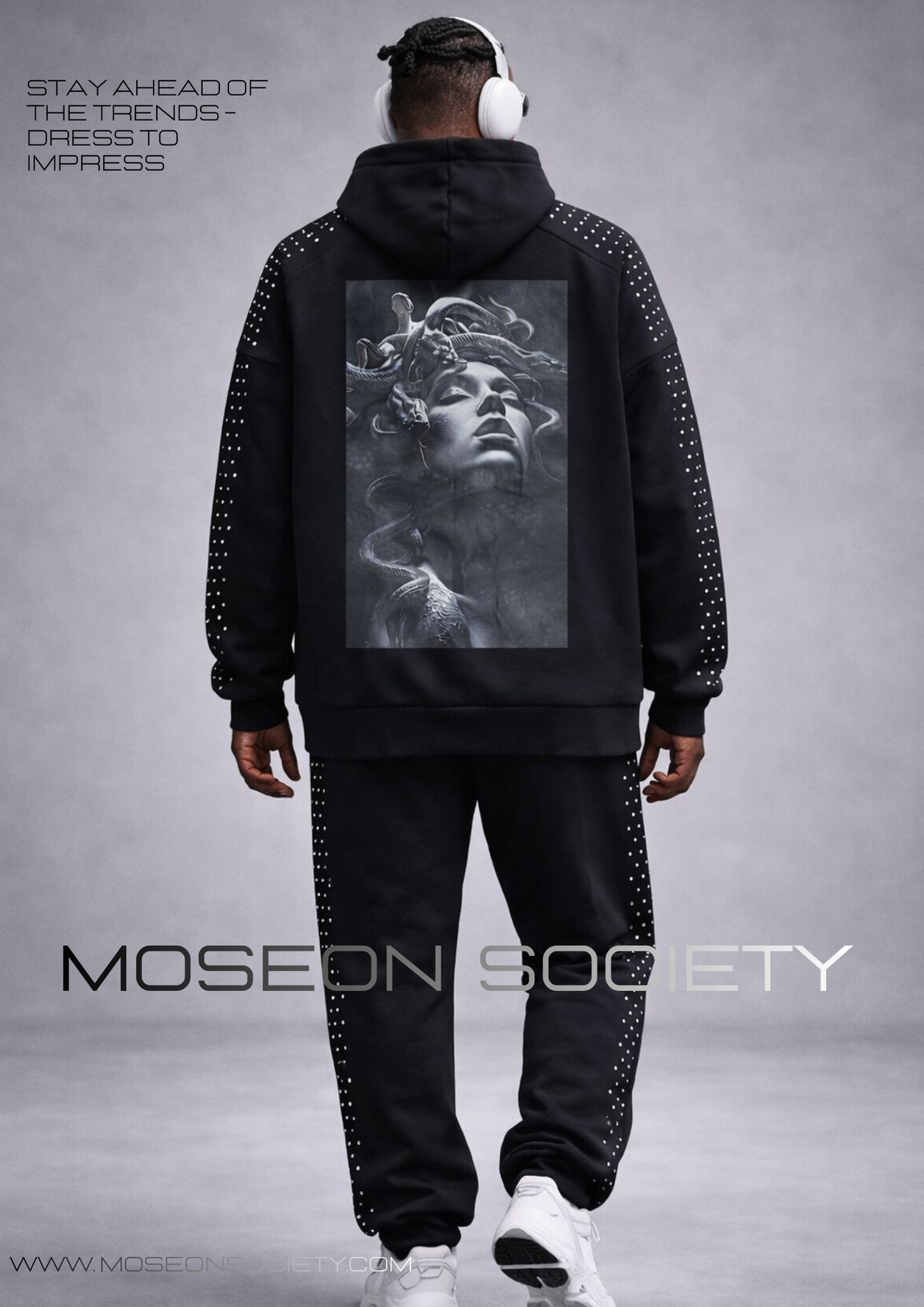 Trening W Rhinestones Medusa Graphic